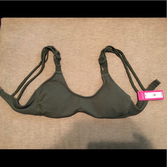 Xhilaration swimsuit top - Picture 1 of 1